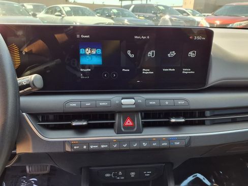 Used 2025 Kia K4 FWD image 19