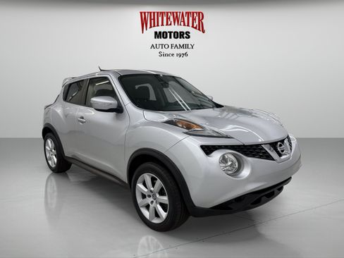 Used 2017 Nissan Juke SV FWD image 5