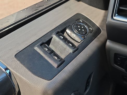 Used 2016 Ford F150 XLT w/ Equipment Group 302A Luxury image 13