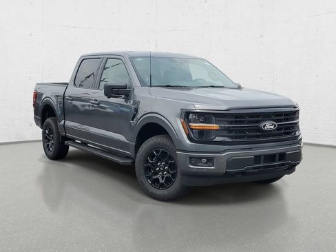New 2026 Ford F150 XLT w/ Equipment Group 302A MID AWD/4WD image 2
