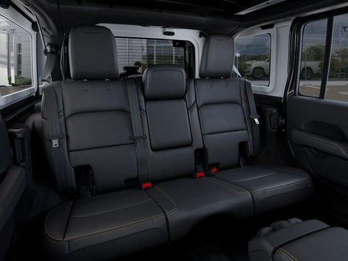 New 2026 Jeep Wrangler Unlimited Sahara AWD/4WD image 44