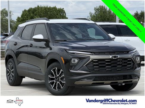 New 2026 Chevrolet TrailBlazer ACTIV w/ Convenience Package FWD image 2