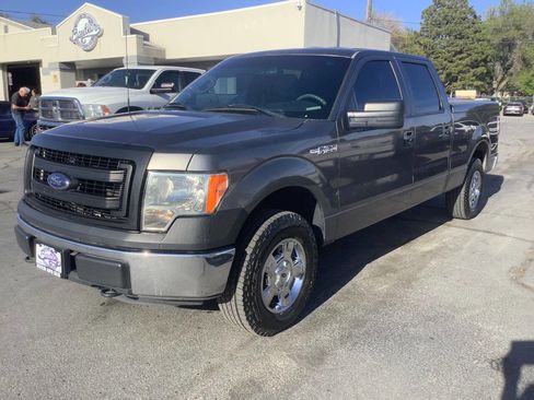 Used 2014 Ford F150 XL w/ Equipment Group 101A Mid AWD/4WD image 4