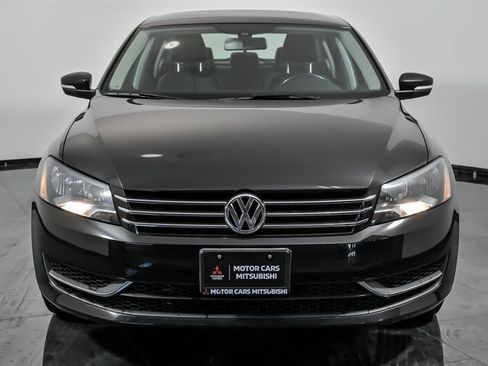 Used 2014 Volkswagen Passat 1.8T Wolfsburg Edition FWD image 4