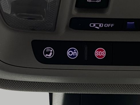 Used 2018 Chevrolet Traverse High Country w/ LPO, 'HIT The Road' Package image 29