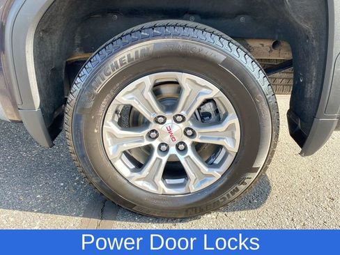 Used 2024 GMC Sierra 1500 SLT image 33