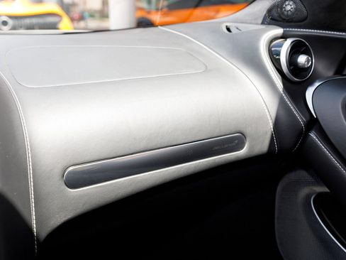 Used 2023 McLaren GT RWD image 36