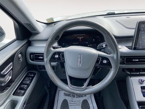 Used 2020 Lincoln Aviator Reserve w/ Equipment Group 201A image 12