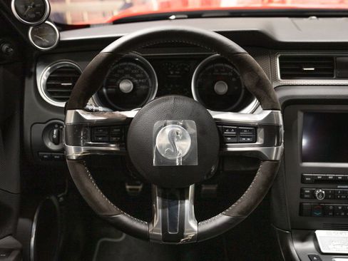 Used 2012 Ford Mustang Shelby GT500 w/ Electronics Pkg RWD image 23