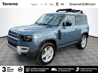 Used 2023 Land Rover Defender 90 SE video 1