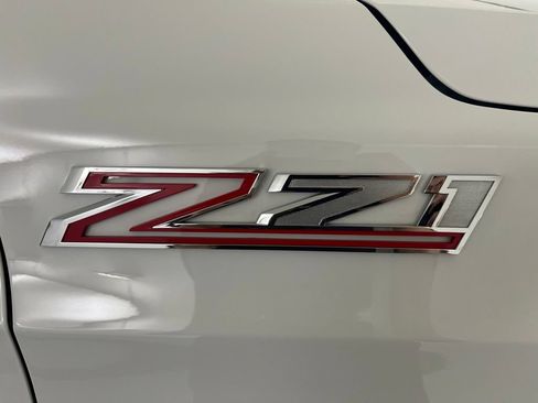 Used 2024 Chevrolet Tahoe Z71 w/ Luxury Package AWD/4WD image 57