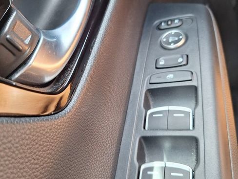 Used 2025 Honda CR-V EX-L image 20