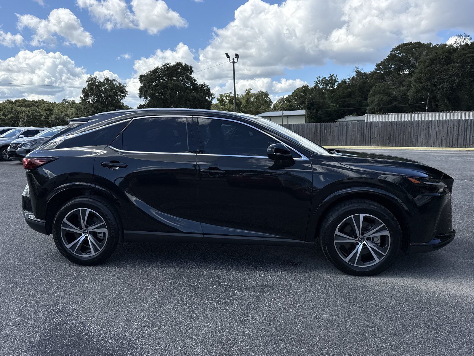 Used 2025 Lexus RX 350 Premium w/ Accessory Package (K3) FWD image 6