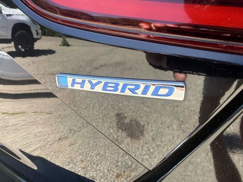 Used 2019 Honda Insight EX image 25