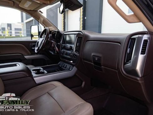 Used 2016 Chevrolet Silverado 3500 LTZ AWD/4WD image 28