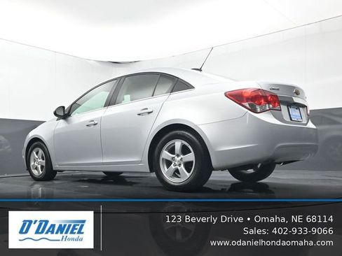 Used 2016 Chevrolet Cruze LT FWD image 22