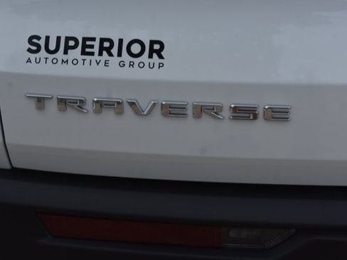 New 2026 Chevrolet Traverse LT w/ Driver Confidence Package FWD image 7