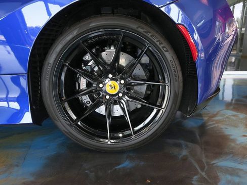 Used 2020 Ferrari F8 Tributo RWD image 33