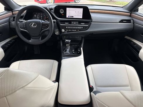 Used 2024 Lexus ES 350 w/ Premium Package FWD image 21