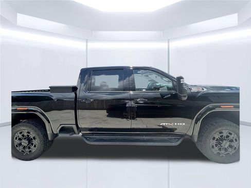 Used 2020 GMC Sierra 2500 AT4 w/ AT4 Premium Package AWD/4WD image 5