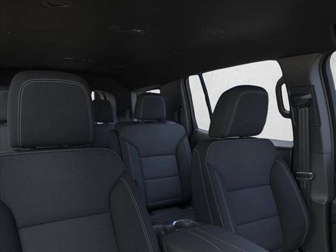 New 2026 Chevrolet Traverse LT FWD image 24