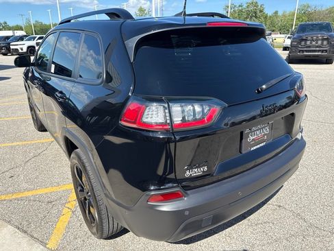 Used 2023 Jeep Cherokee Altitude Lux w/ Lux Elite Package AWD/4WD image 7