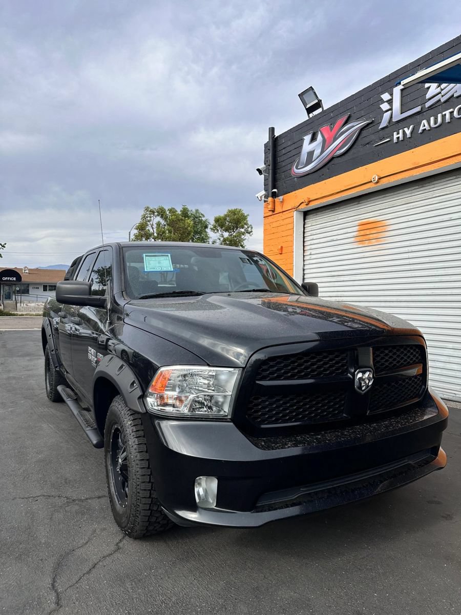 Used 2019 RAM 1500 Express AWD/4WD image 1