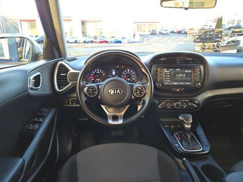 Used 2021 Kia Soul X-Line image 26