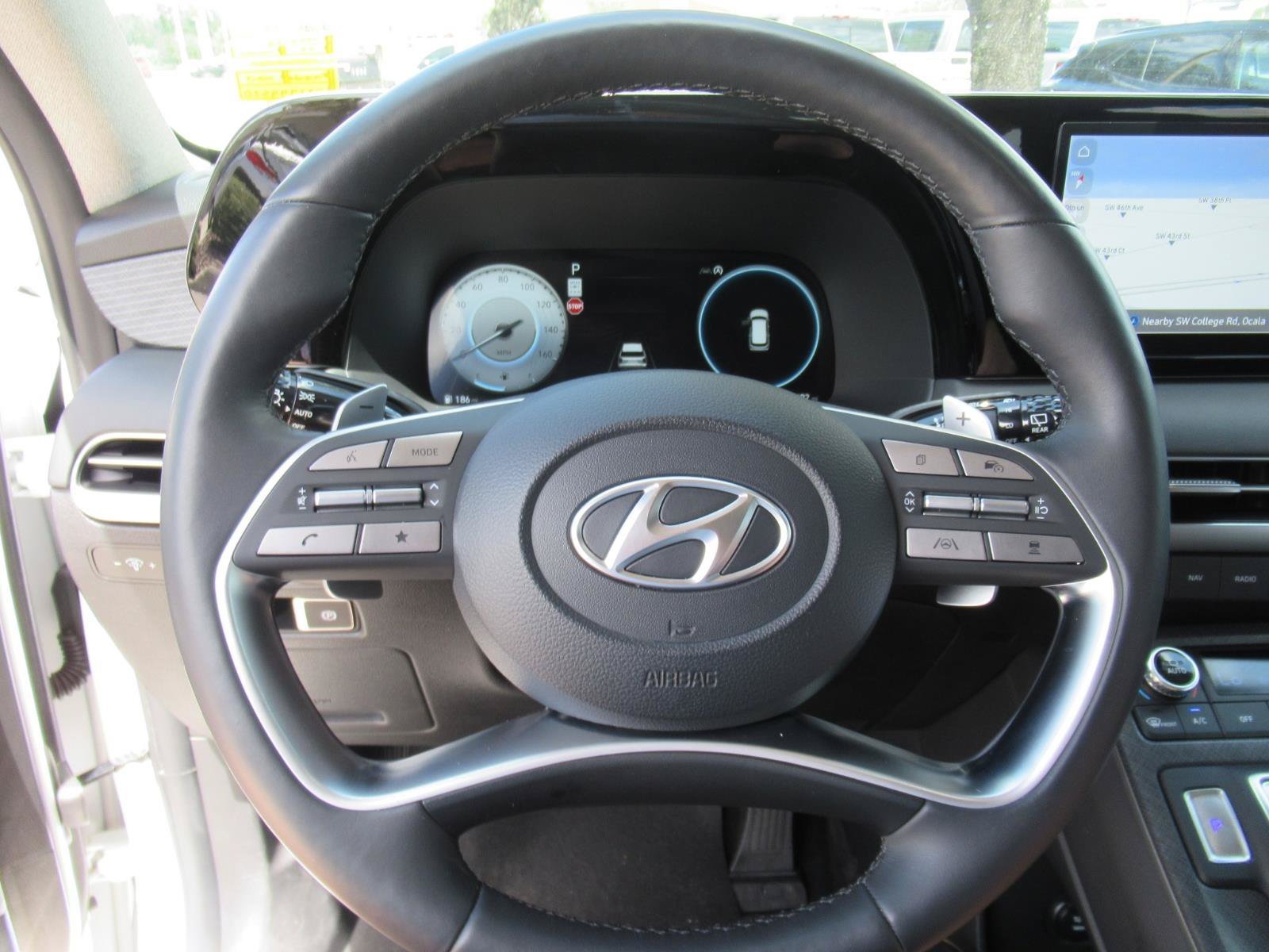 Used 2023 Hyundai Palisade Limited FWD image 24