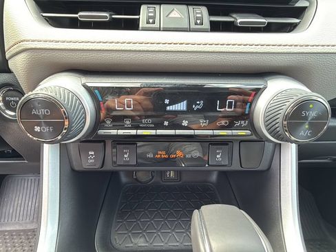 Used 2024 Toyota RAV4 XLE Premium w/ Weather Package AWD/4WD image 27