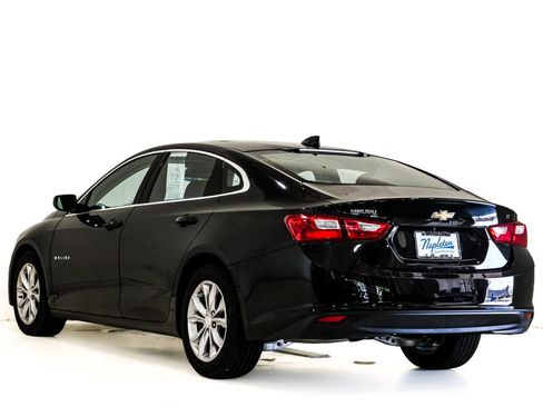 Used 2024 Chevrolet Malibu LT FWD image 9