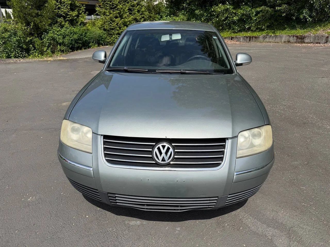 Used 2005 Volkswagen Passat GL FWD image 5