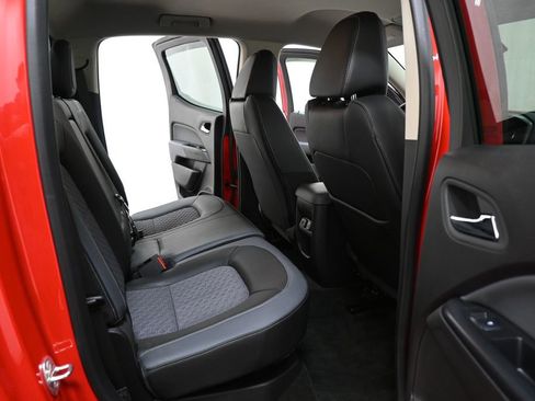 Used 2015 Chevrolet Colorado Z71 w/ LPO, Bed Protection Package image 11