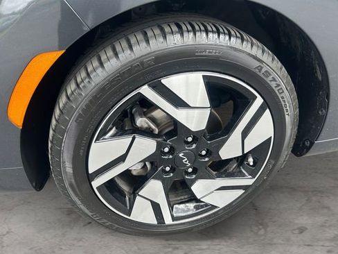 Used 2023 Kia Soul GT-Line FWD image 9