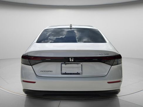 Certified 2025 Honda Accord LX image 6