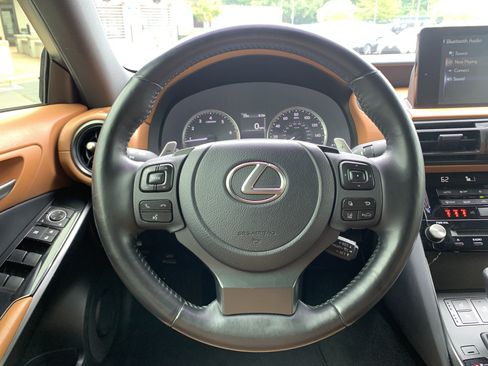Used 2023 Lexus IS 300 w/ Comfort Package RWD image 18