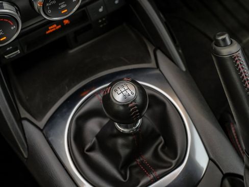 Used 2019 MAZDA MX-5 Miata RF Grand Touring image 32