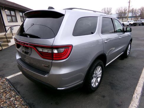 Used 2021 Dodge Durango SXT image 3