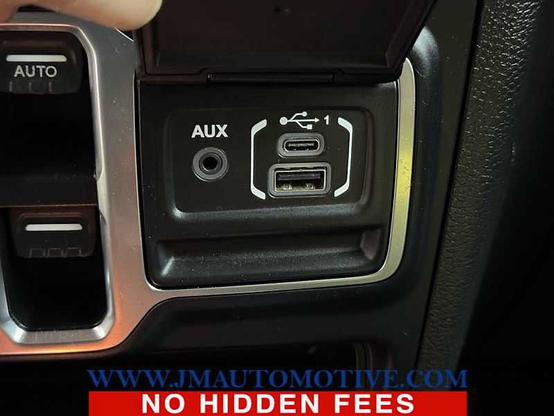Used 2019 Jeep Wrangler Unlimited Sport S AWD/4WD image 37