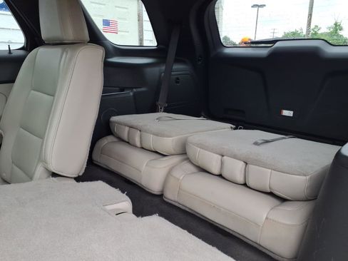 Used 2013 Ford Explorer XLT AWD/4WD image 10