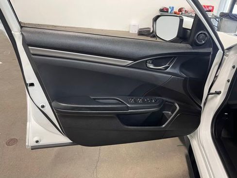 Used 2020 Honda Civic Sport image 24