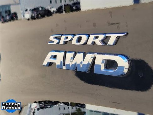 Used 2022 Honda Pilot Sport image 6