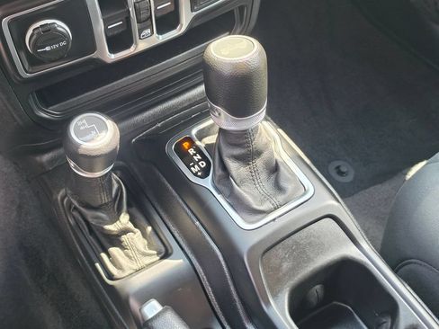 Used 2021 Jeep Wrangler Unlimited Sport AWD/4WD image 26