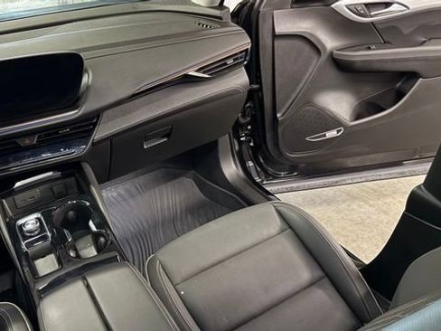 Used 2024 Buick Envision Avenir AWD/4WD image 31