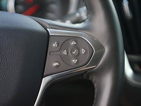 Used 2019 Chevrolet Traverse Premier w/ Driver Confidence II Package FWD image 26