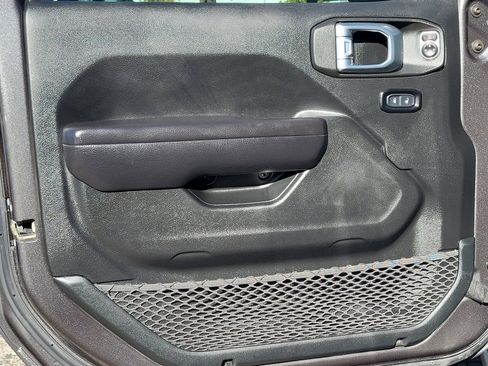 Used 2021 Jeep Gladiator Rubicon image 20