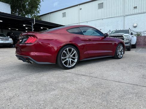 Used 2019 Ford Mustang GT Premium RWD image 4