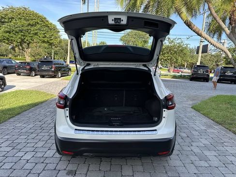 Used 2022 Nissan Rogue Sport SV w/ Technology Package AWD/4WD image 28