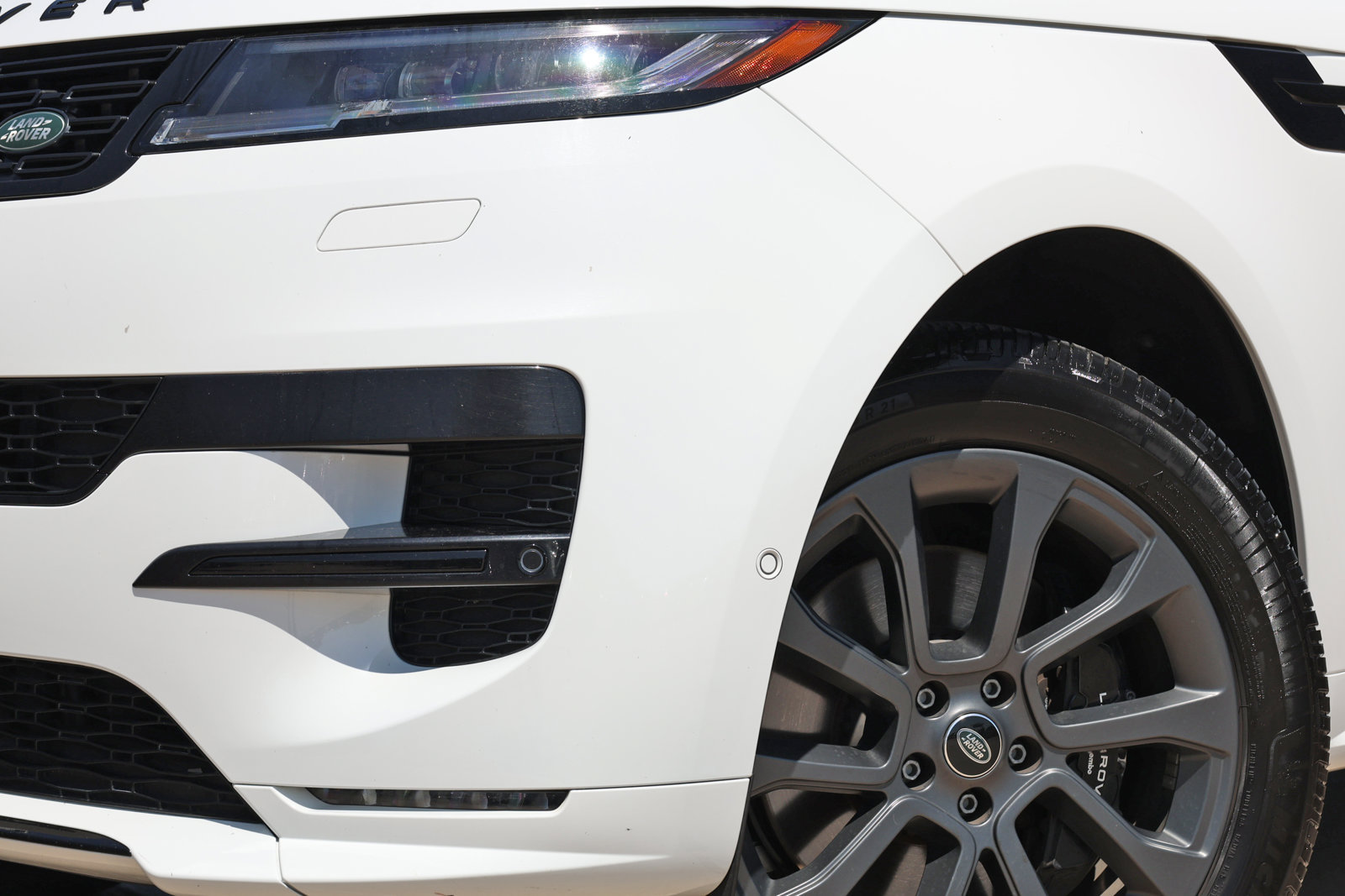 Used 2024 Land Rover Range Rover Sport Dynamic SE AWD/4WD image 12
