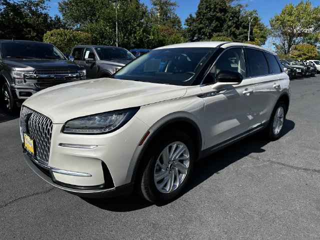 Certified 2023 Lincoln Corsair AWD image 9